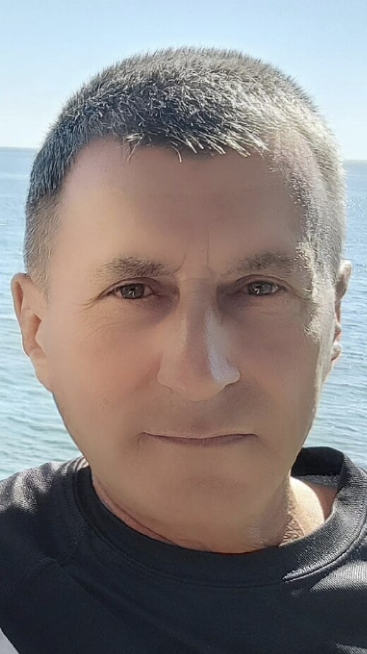 Мужчина ищет работу., Марбелья