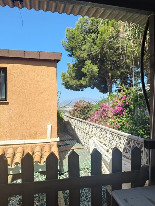 CASA PAREADA PARA REFORMAR CON VISTAS AL MAR, Марбелья