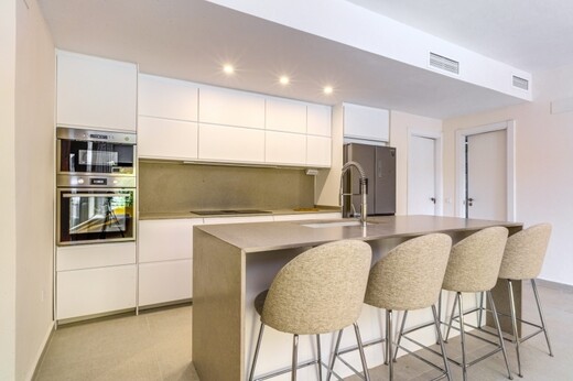 APARTAMENTO REFORMADO SAN PEDRO ALCANTARA, Марбелья