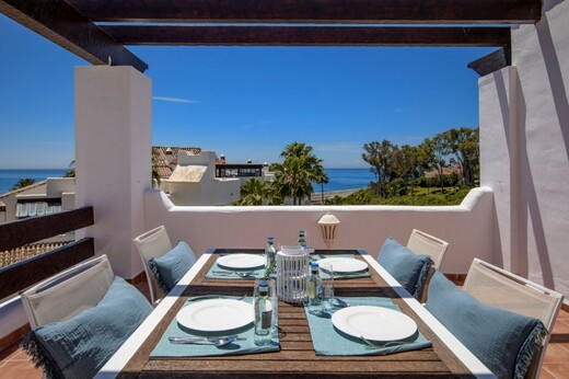 DUPLEX EN PLAYA DE ESTEPONA, Аликанте